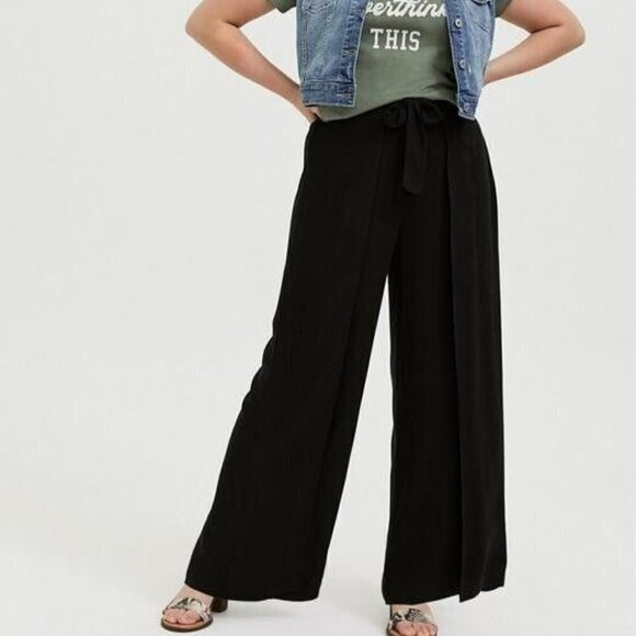 Torrid Women's 4X Pull-On Tie Front Pant Wide Leg Stretch Crepe High-Rise NWT - Picture 1 of 9